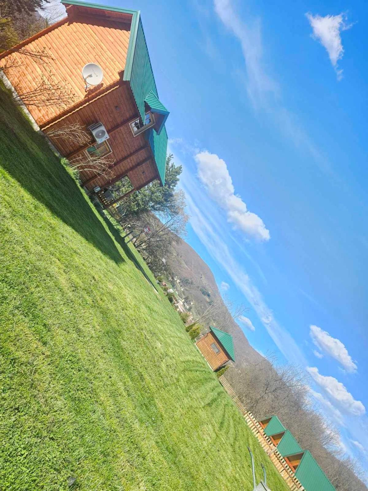 Konaci Oceva Zemlja Bungalovi Konaci Oceva Zemlja Vikendica Mojkovac Εξωτερικό φωτογραφία